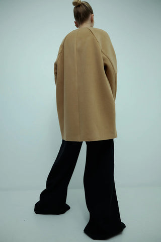 short rowan coat, harris tapper, oversized short coat, tan coloured jumper, wool short coat, tan knit jumper