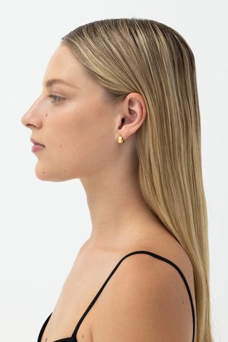 nina gordan, fold hoops, gold hoops, small gold hoops, fine jewellery, gold fine jewellery